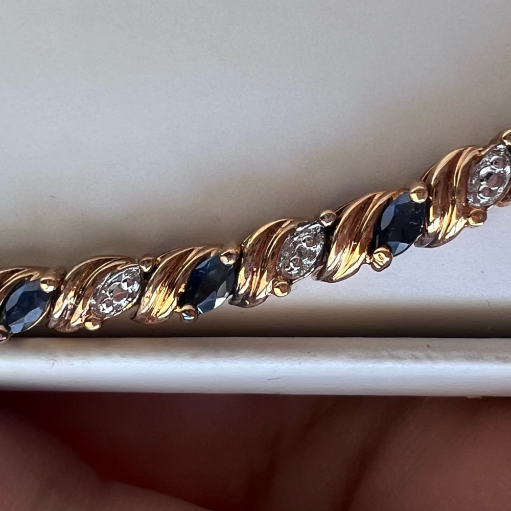 Elegant Sapphire Bracelet and Earrings
